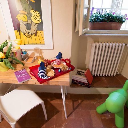 Suite Viola Antica Lucques Extérieur photo